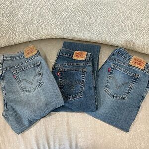 JEANS ! LEVI’s 515 WOMEN’s JEANS, 1 Piece only 6Medium